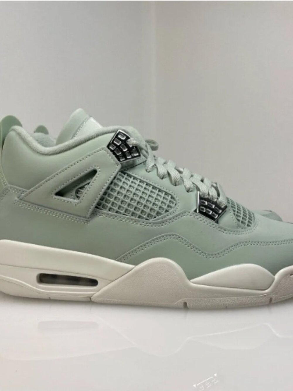 Air Jordan 4 Retro Abundance Seafoam